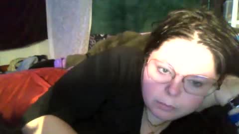 Snapshot of siofra chatting on October 3, 2025, 11:35 pm Siofra online show from October 3, 2025, 11:35 pm