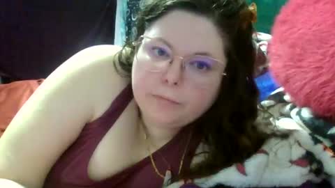 Snapshot of siofra chatting on October 7, 2025, 3:04 am Siofra online show from October 7, 2025, 3:04 am