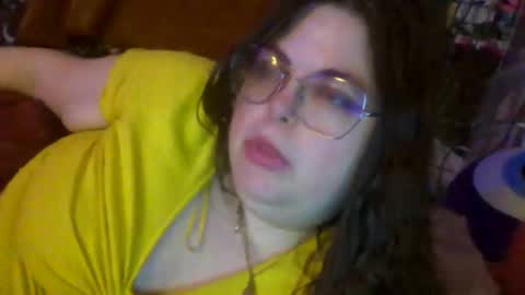 Snapshot of siofra chatting on October 17, 2025, 1:57 pm Siofra online show from October 17, 2025, 1:57 pm