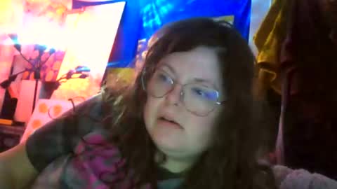 Snapshot of siofra chatting on November 1, 2025, 12:07 pm Siofra online show from November 1, 2025, 12:07 pm