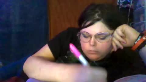 Snapshot of siofra chatting on November 9, 2025, 10:24 am Siofra online show from November 9, 2025, 10:24 am