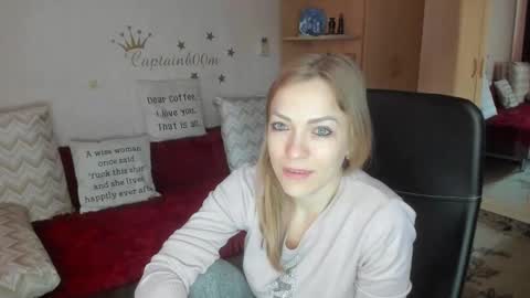 Snapshot of sirenasilk chatting on September 30, 2025, 3:55 am sirenasilk online show from September 30, 2025, 3:55 am