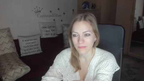 Snapshot of sirenasilk chatting on November 27, 2025, 3:41 am sirenasilk online show from November 27, 2025, 3:41 am