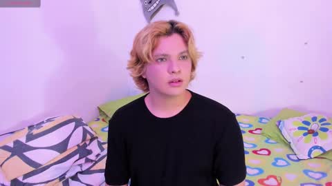 Snapshot of sirius_angels chatting on September 13, 2025, 2:11 am Sirius angels online show from September 13, 2025, 2:11 am