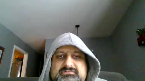 SirMike80 online show from December 25, 2024, 1:19 pm