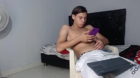 Snapshot of sirryant chatting on December 3, 2025, 2:30 am SIR RYANT online show from December 3, 2025, 2:30 am