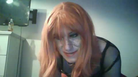 Snapshot of sissysara4fun chatting on September 14, 2025, 7:18 am I messy facials online show from September 14, 2025, 7:18 am