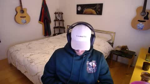 skatejocke online show from November 12, 2025, 1:50 am