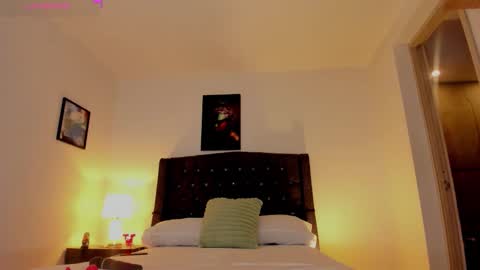 Skay online show from October 4, 2025, 5:22 pm