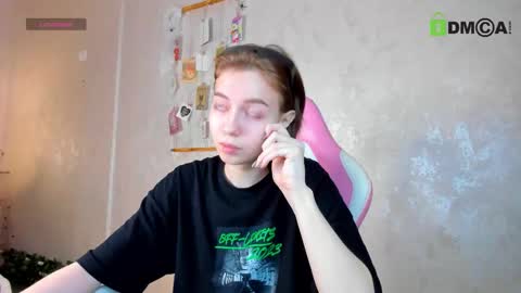 Emily online show from November 21, 2025, 1:15 am