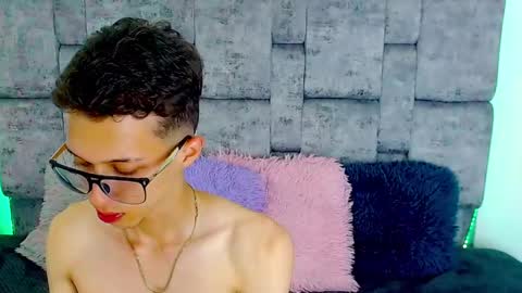 skinny_bigcock20 online show from February 25, 2025, 10:39 pm