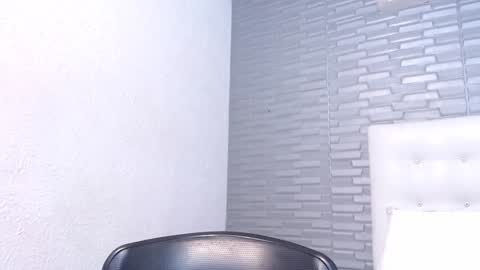 Snapshot of skinny_hottie18 chatting on December 14, 2024, 7:46 pm skinny_hottie18 online show from December 14, 2024, 7:46 pm