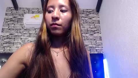 Snapshot of skinny_hottie18 chatting on February 28, 2025, 9:01 pm skinny_hottie18 online show from February 28, 2025, 9:01 pm