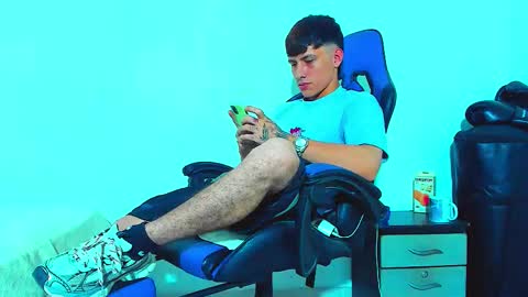 Snapshot of skinny_marked chatting on October 25, 2025, 12:40 am skinny marked online show from October 25, 2025, 12:40 am