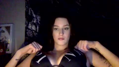 Snapshot of skinnyangel21 chatting on November 27, 2025, 3:19 am skinnyangel21 online show from November 27, 2025, 3:19 am