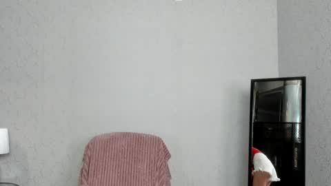 Snapshot of skinnyladyy chatting on February 3, 2025, 2:03 am Skinnyladyy online show from February 3, 2025, 2:03 am
