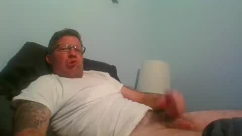 Snapshot of skinnymeat858205 chatting on December 16, 2025, 4:17 am skinnymeat858205 online show from December 16, 2025, 4:17 am