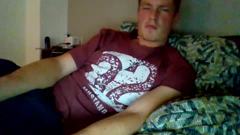 Snapshot of skippyhihi chatting on October 2, 2025, 7:21 pm skippyhihi online show from October 2, 2025, 7:21 pm