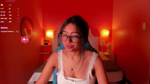 Snapshot of sky_winter chatting on December 3, 2025, 1:53 pm S O F I online show from December 3, 2025, 1:53 pm