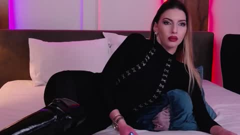 SkylarSpark online show from November 14, 2025, 10:07 pm