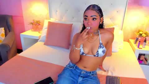 skylerbloom online show from December 1, 2025, 2:38 am