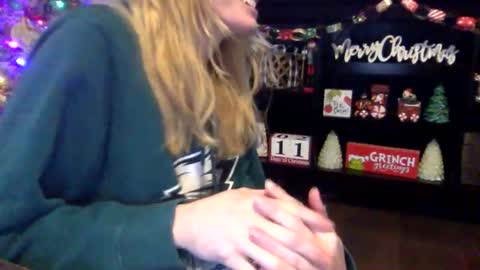 skylerlynn online show from December 14, 2025, 11:53 pm