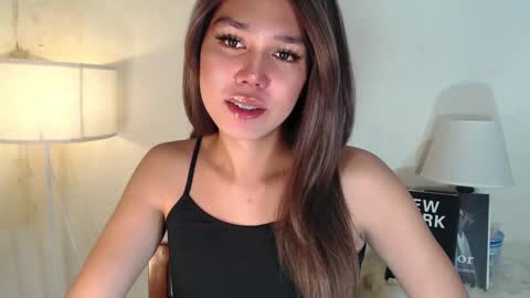 Snapshot of skyllerkent chatting on March 12, 2025, 1:25 am Sky online show from March 12, 2025, 1:25 am