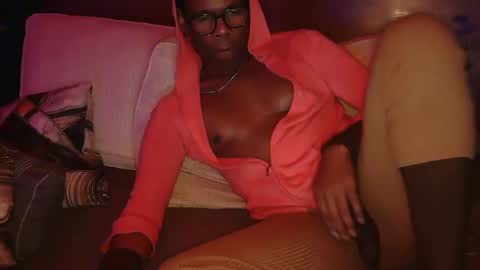 skyonetoo3 online show from March 2, 2025, 11:39 am