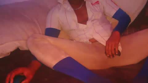 skyonetoo3 online show from September 11, 2025, 12:38 pm