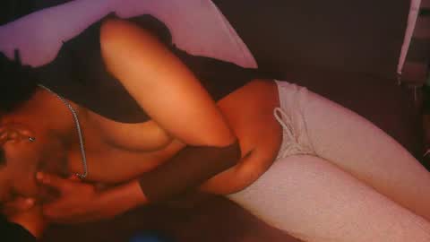 skyonetoo3 online show from September 13, 2025, 6:40 pm