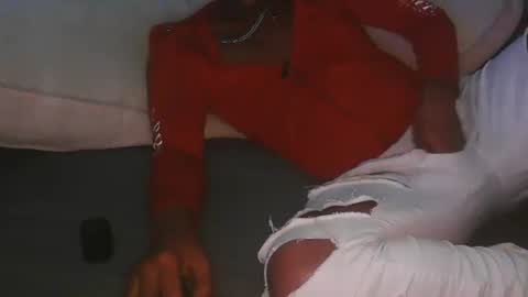 skyonetoo3 online show from November 2, 2025, 11:12 am