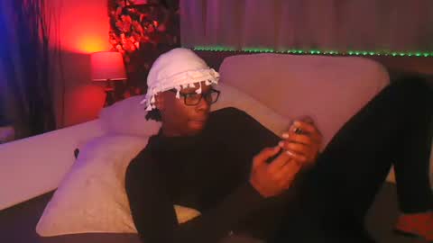 skyonetoo3 online show from December 13, 2025, 10:59 pm