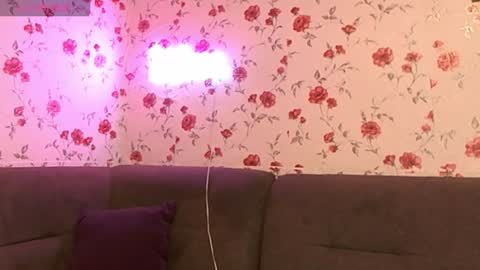 Snapshot of skysupernova chatting on November 2, 2025, 3:25 pm Sky online show from November 2, 2025, 3:25 pm