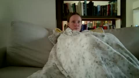 Snapshot of skywinters chatting on October 24, 2025, 1:40 pm Sky Winters online show from October 24, 2025, 1:40 pm