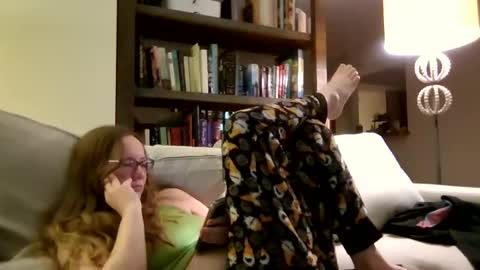 Snapshot of skywinters chatting on October 25, 2025, 1:46 am Sky Winters online show from October 25, 2025, 1:46 am