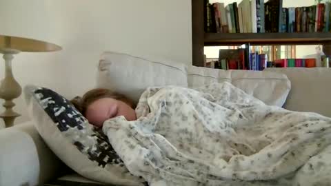 Snapshot of skywinters chatting on October 26, 2025, 6:14 pm Sky Winters online show from October 26, 2025, 6:14 pm