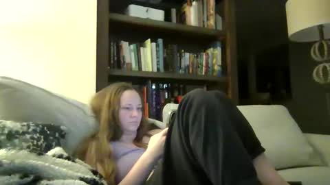 Snapshot of skywinters chatting on November 5, 2025, 4:34 am Sky Winters online show from November 5, 2025, 4:34 am