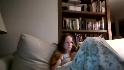 Snapshot of skywinters chatting on November 24, 2025, 3:39 am Sky Winters online show from November 24, 2025, 3:39 am