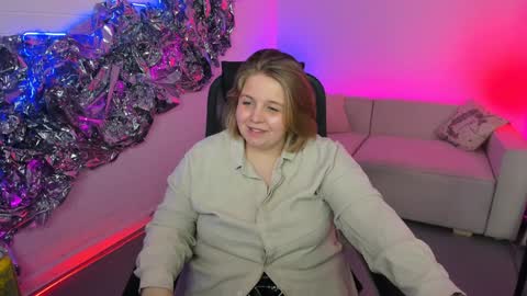 Snapshot of sladadeew chatting on January 9, 2025, 12:09 pm Slada Deew online show from January 9, 2025, 12:09 pm