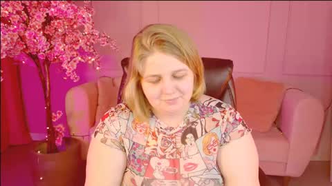 Snapshot of sladadeew chatting on February 3, 2025, 3:17 pm Slada Deew online show from February 3, 2025, 3:17 pm