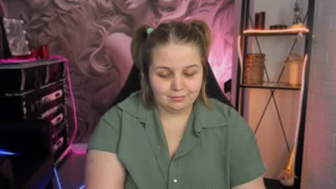 Snapshot of sladadeew chatting on February 6, 2025, 4:03 pm Slada Deew online show from February 6, 2025, 4:03 pm