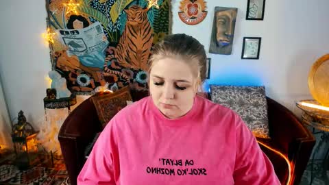 Snapshot of sladadeew chatting on October 5, 2025, 5:06 am Slada Deew online show from October 5, 2025, 5:06 am