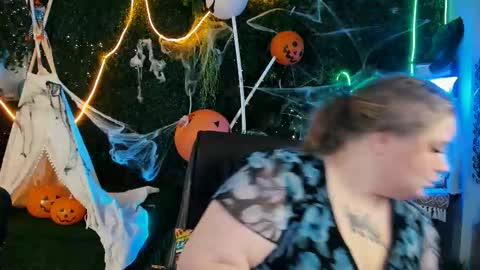 Snapshot of sladadeew chatting on October 17, 2025, 5:21 am Slada Deew online show from October 17, 2025, 5:21 am