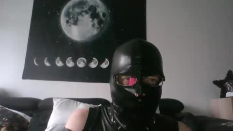 Snapshot of slaveforgodess chatting on December 13, 2024, 1:22 pm slaveforgodess online show from December 13, 2024, 1:22 pm