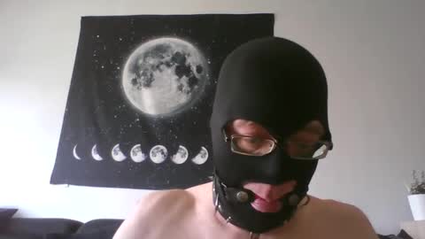 Snapshot of slaveforgodess chatting on March 5, 2025, 11:17 am slaveforgodess online show from March 5, 2025, 11:17 am