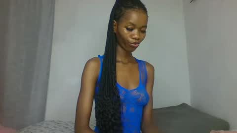 Snapshot of slaybby chatting on September 22, 2025, 8:00 pm Slaybby online show from September 22, 2025, 8:00 pm