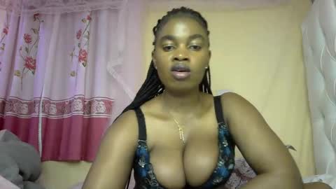 Snapshot of slayslay002 chatting on January 23, 2025, 8:56 pm Rose online show from January 23, 2025, 8:56 pm