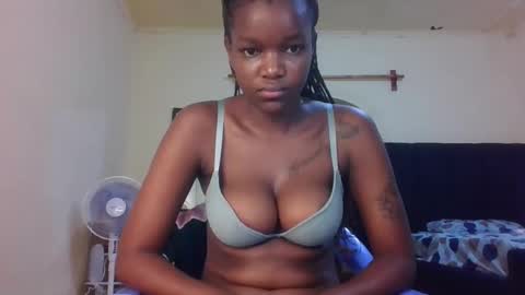 Snapshot of sleek_ass chatting on November 10, 2025, 10:20 pm sleek_ass online show from November 10, 2025, 10:20 pm