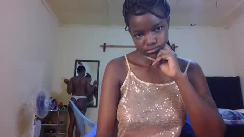 Snapshot of sleek_ass chatting on November 13, 2025, 8:02 am sleek_ass online show from November 13, 2025, 8:02 am