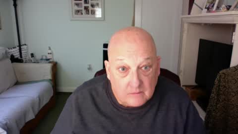 slick50000 online show from February 21, 2025, 6:04 pm